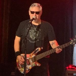 Meet your Posher, Hank